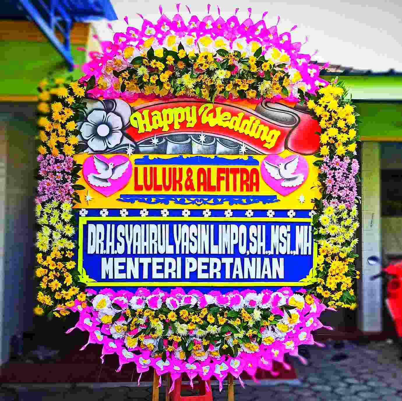 bunga papan pernikahan sukoharjo