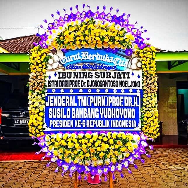 papan bunga duka cita sukoharjo